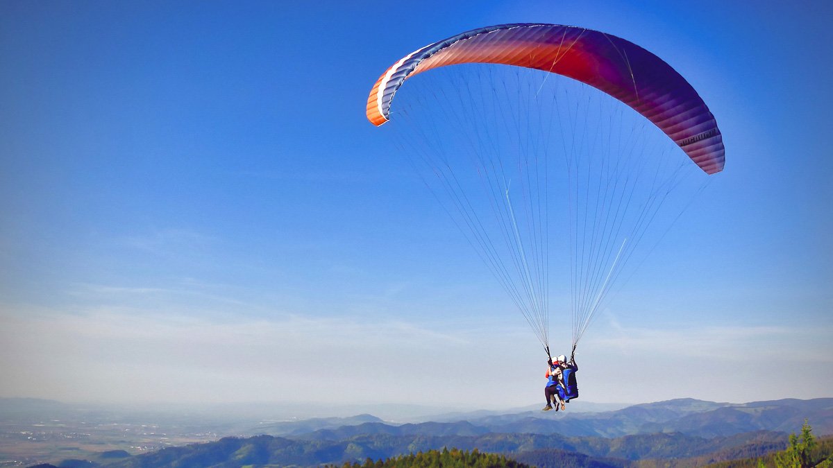 Paragliding in Korea